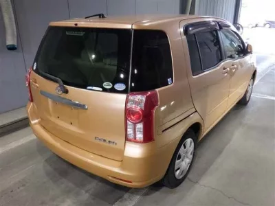 Toyota RAUM