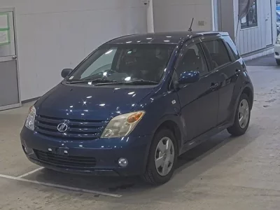 Toyota IST