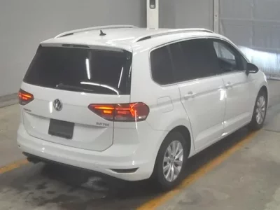 Volkswagen GOLF TOURAN