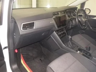 Volkswagen GOLF TOURAN