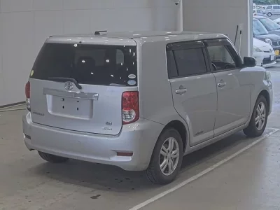 Toyota COROLLA RUMION