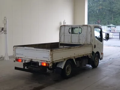 Nissan ATLAS