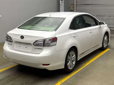 Lexus HS