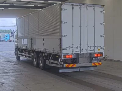 Hino PROFIA