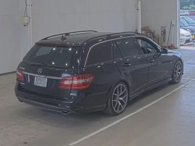 Mercedes-Benz E CLASS WAGON