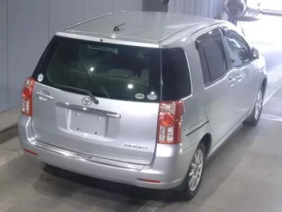 Toyota RAUM