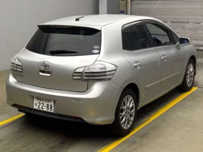Toyota BLADE