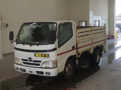 Hino DUTRO
