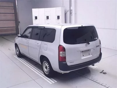 Toyota SUCCEED