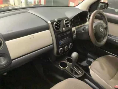 Mazda VERISA