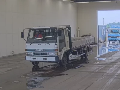 Isuzu FORWARD