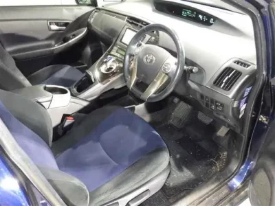 Toyota PRIUS PHV