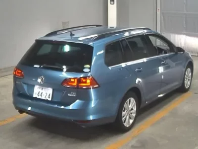 Volkswagen GOLF VARIANT