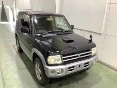 Mitsubishi PAJERO MINI