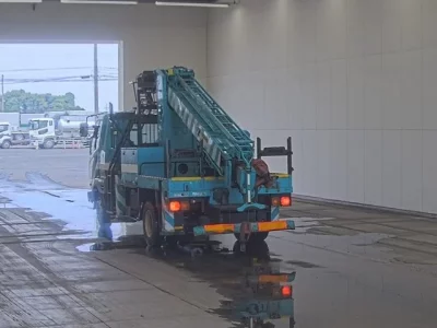 Mitsubishi FUSO FIGHTER