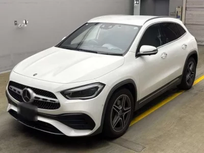 Mercedes-Benz GLA CLASS