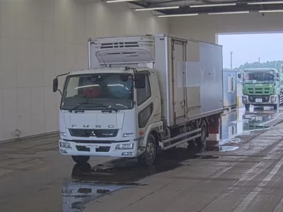 Mitsubishi FUSO FIGHTER