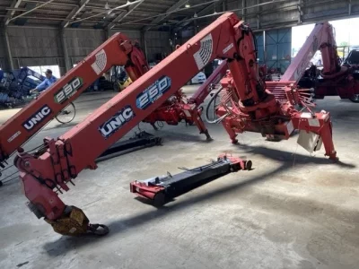 OTHERS UNIC CRANE