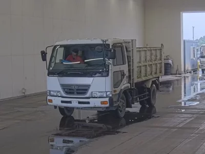 Nissan CONDOR