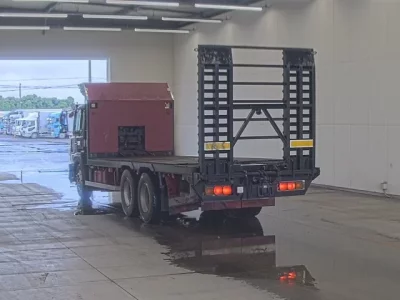Hino TRUCK