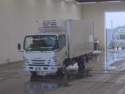 Isuzu ELF
