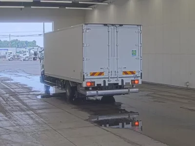 Isuzu FORWARD