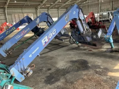 TADANO CRANE
