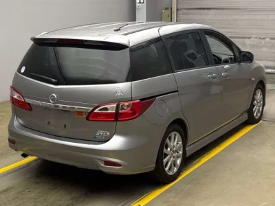 Nissan LAFESTA