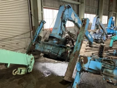 TADANO CRANE