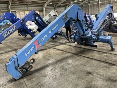 TADANO CRANE