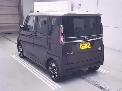 Nissan ROOX