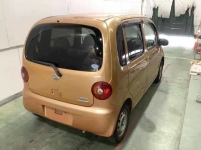 Daihatsu MOVE LATTE