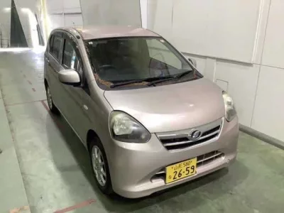 Daihatsu MIRA E S