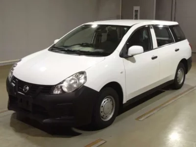 Nissan AD