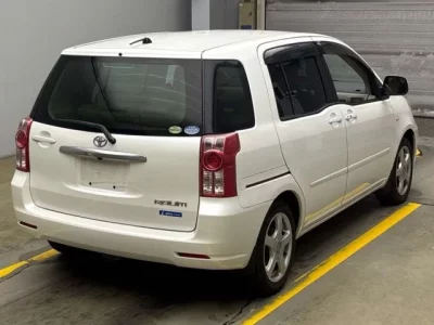 Toyota RAUM
