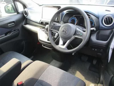 Mitsubishi EK X