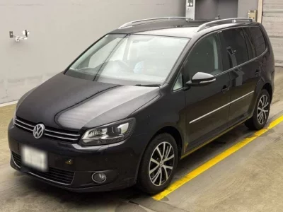 Volkswagen GOLF TOURAN