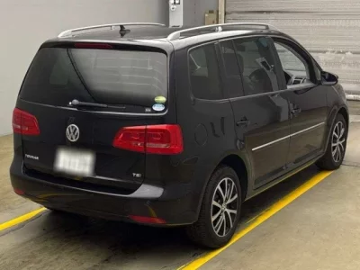 Volkswagen GOLF TOURAN