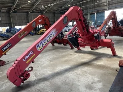 OTHERS UNIC CRANE