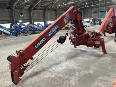 OTHERS UNIC CRANE