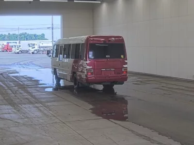 Toyota COASTER