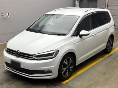 Volkswagen GOLF TOURAN
