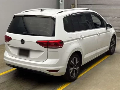 Volkswagen GOLF TOURAN