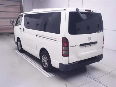 Toyota REGIUS ACE VAN