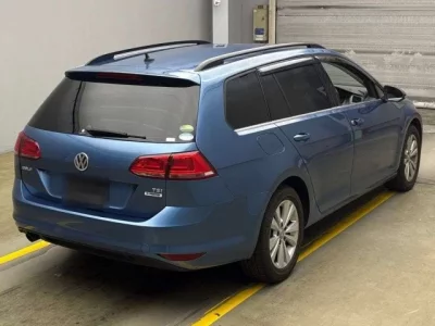 Volkswagen GOLF VARIANT