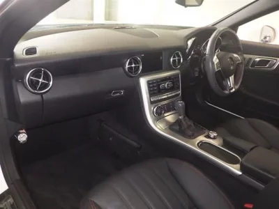Mercedes-Benz SLK CLASS