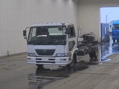 Nissan UD SERIES
