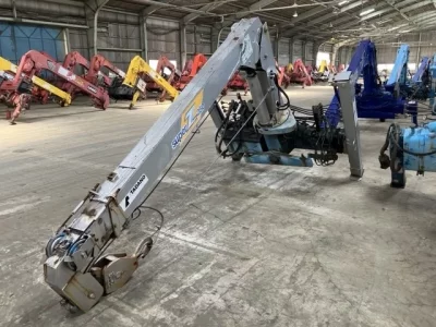 TADANO CRANE