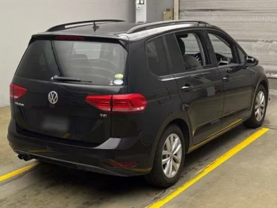 Volkswagen GOLF TOURAN