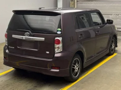 Toyota COROLLA RUMION